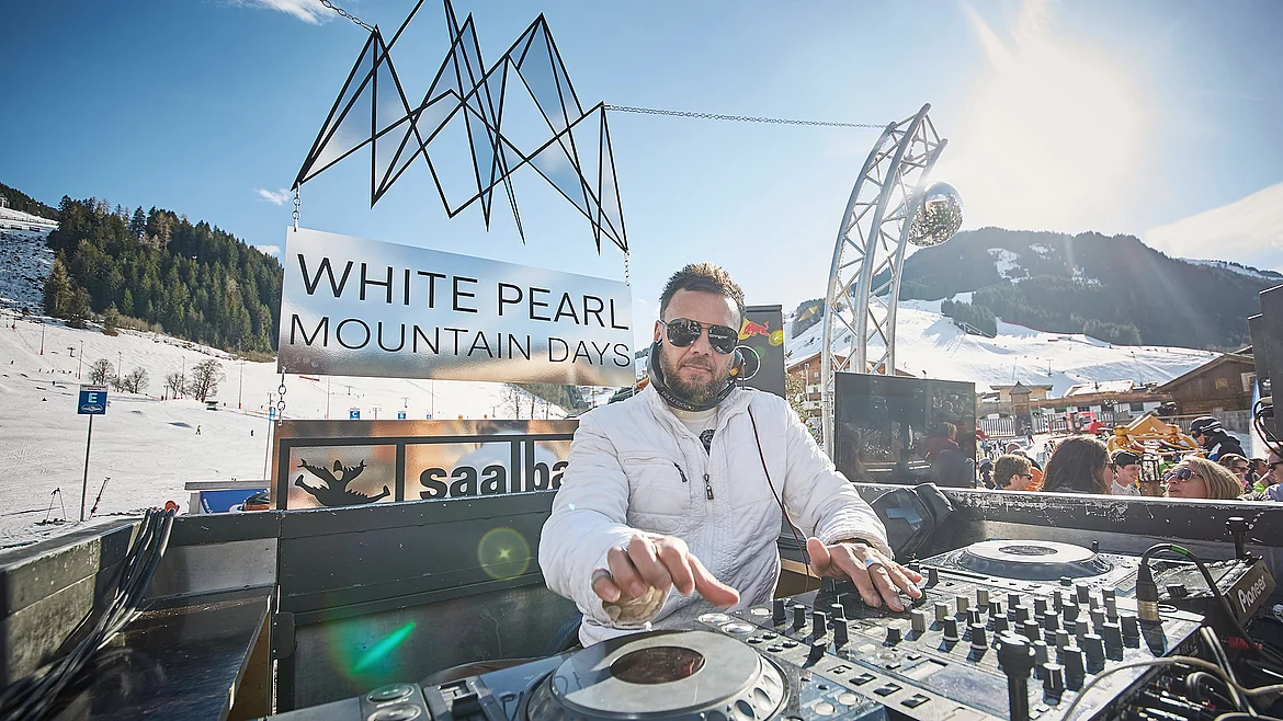 White Pearl Mountain Days im Restaurant der Schwarzacher