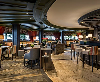 Die Apotheka Bar im Hotel Unterschwarzachhof Saalbach Hinterglemm
