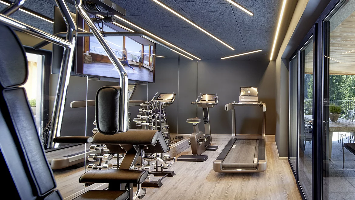 Gym im Mitarbeiterwohnhaus Unterschwarzachhof Saalbach Hinterglemm