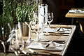 gedeckter Tisch in der Lounge im Restaurant der Schwarzacher Saalbach Hinterglemm
