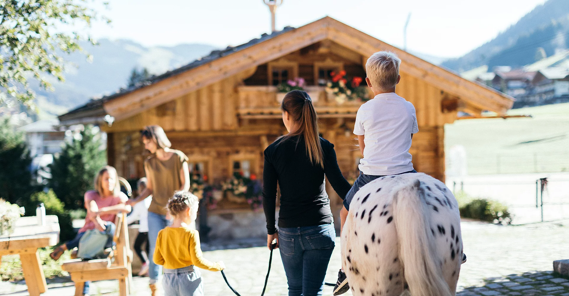 Children in the mini farm at the Hotel Unterschwarzachhof